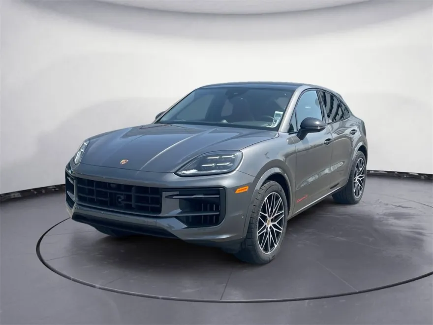 2025 Porsche Cayenne Coupe S photo 1