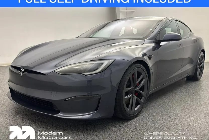 2023 Tesla Model S Plaid photo 1