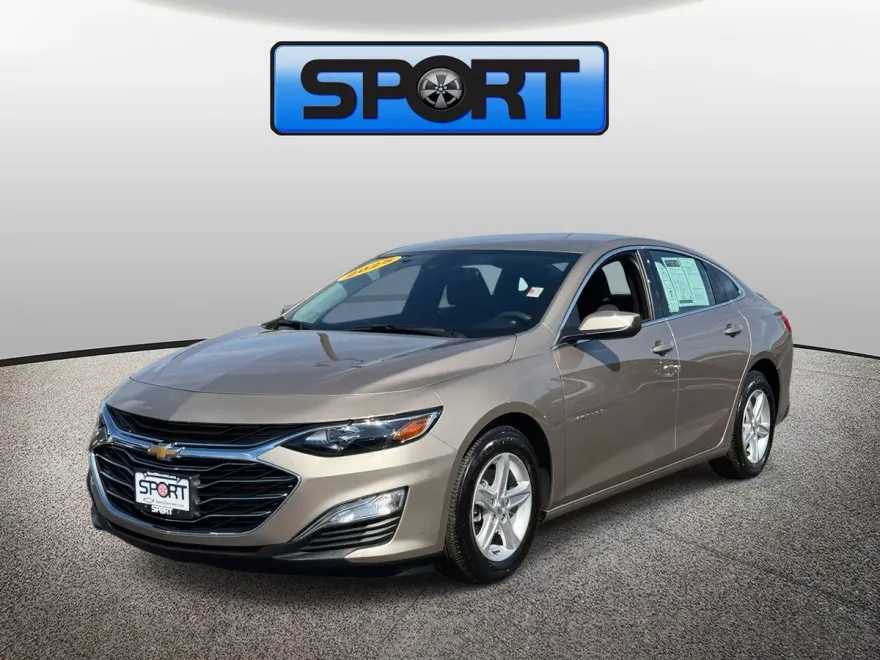 2025 Chevrolet Malibu LS photo 1