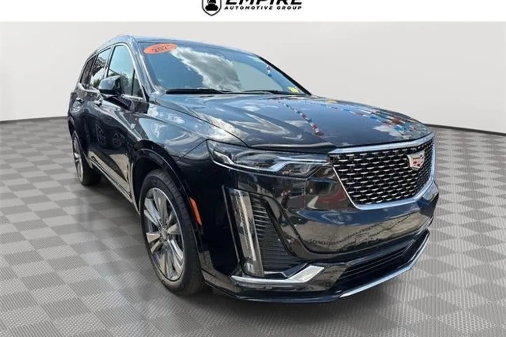 2025 Cadillac XT6 Premium Luxury photo 1