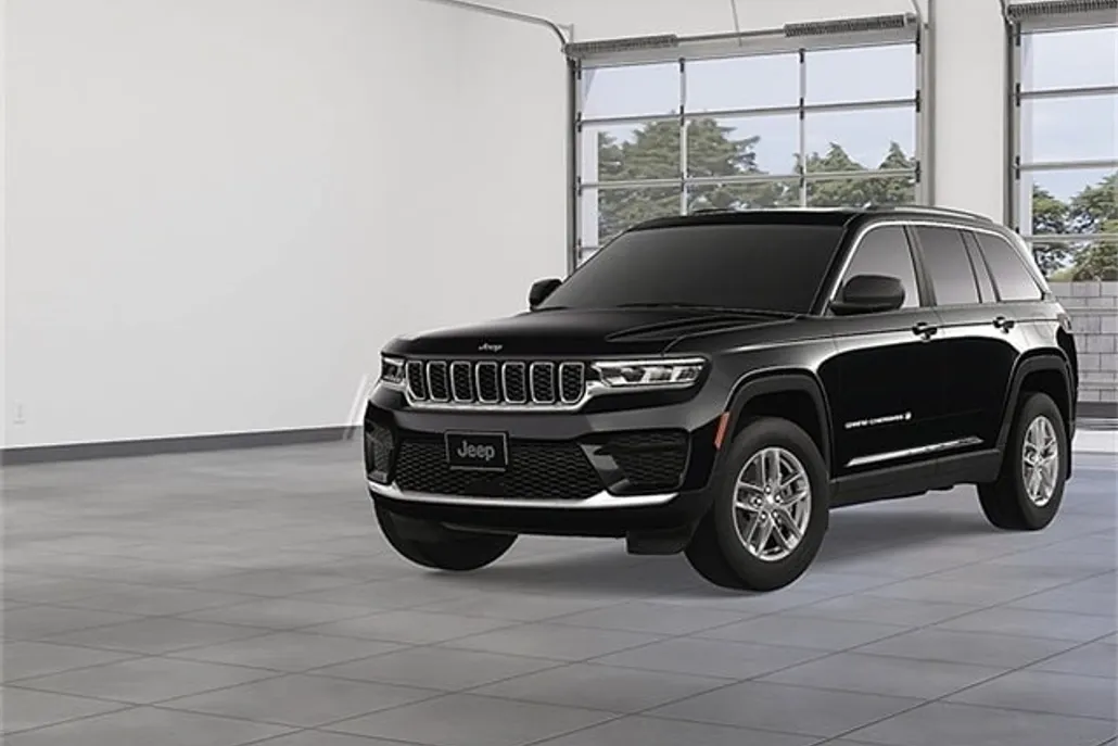 2025 Jeep Grand Cherokee Laredo photo 1