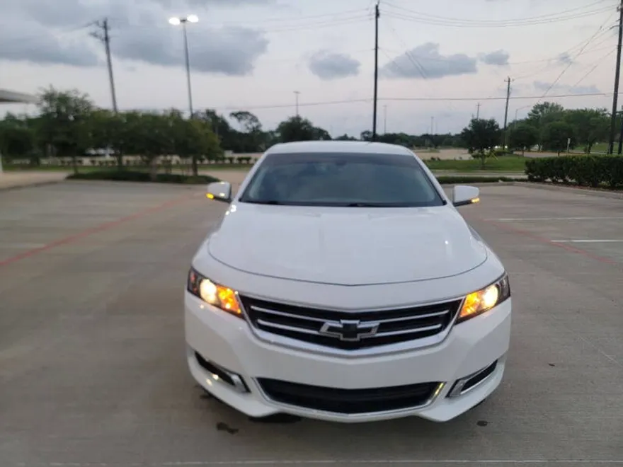 2016 Chevrolet Impala 2LT photo 1
