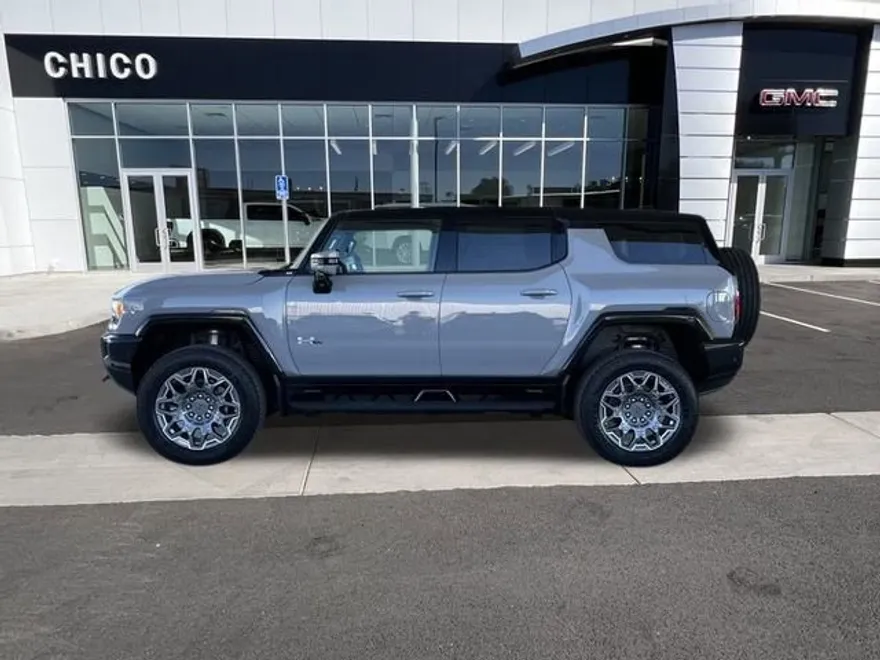 2025 Gmc Hummer EV photo 1