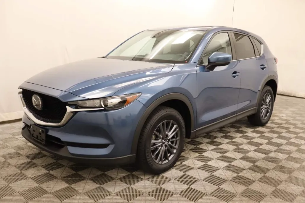 2020 Mazda CX-5 Touring photo 1