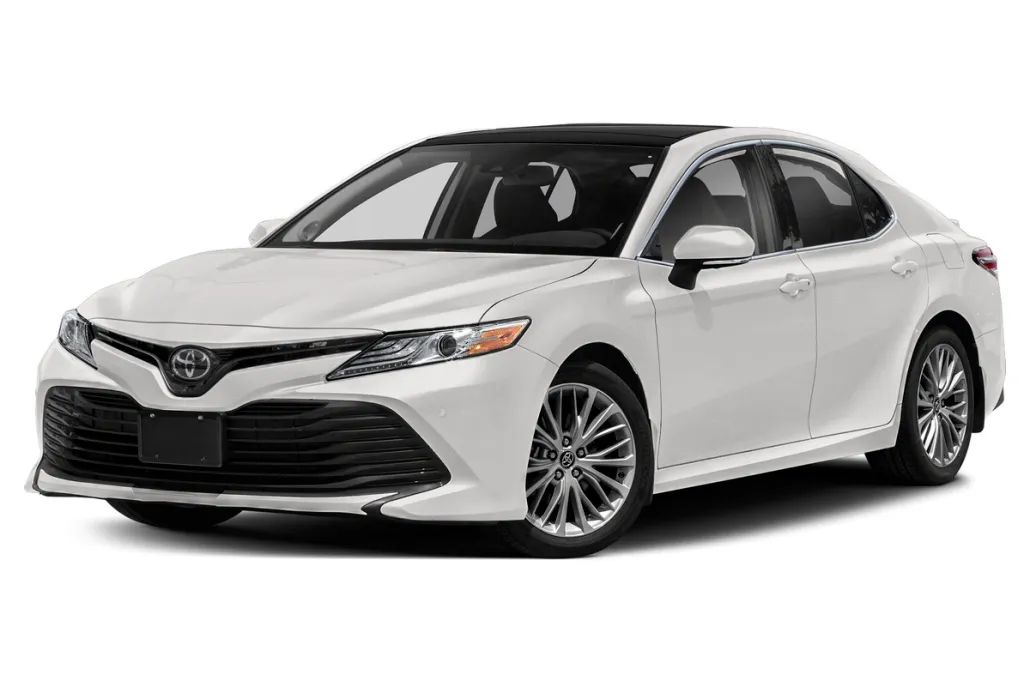 2019 Toyota Camry XLE photo 1