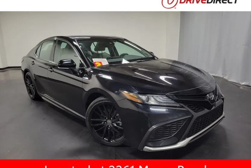 2023 Toyota Camry XSE V6 photo 1