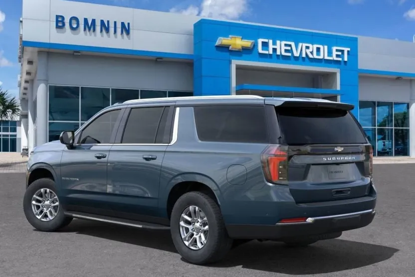 2025 Chevrolet Suburban LS photo 1