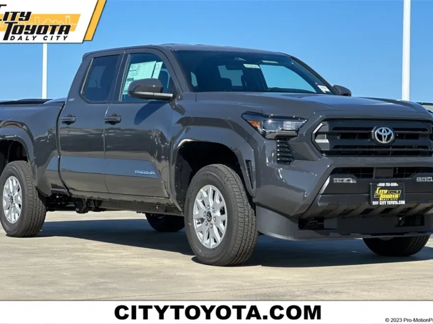 2025 Toyota Tacoma SR5 Double Cab photo 1