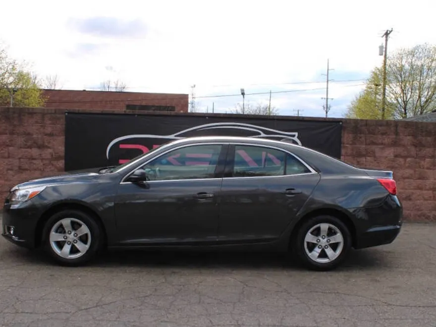 2014 Chevrolet Malibu LS photo 1