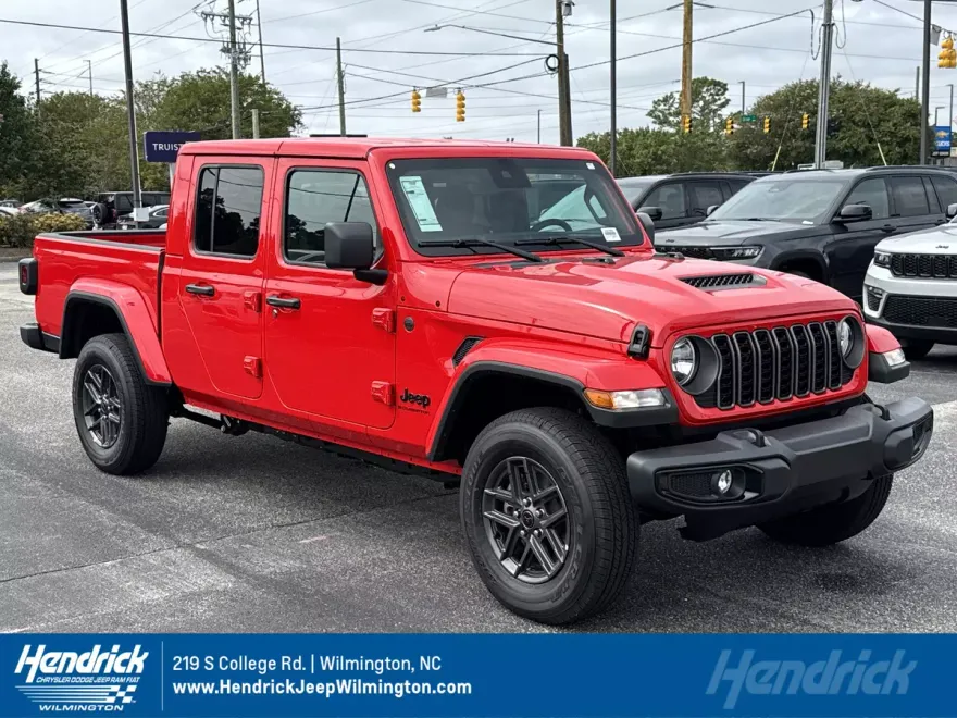 2025 Jeep Gladiator Sport S photo 1