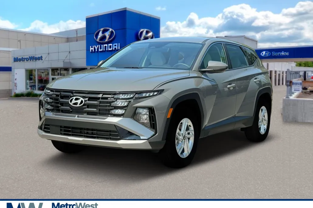 2025 Hyundai Tucson SE photo 1