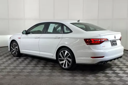 2019 Volkswagen Jetta GLI S photo 3