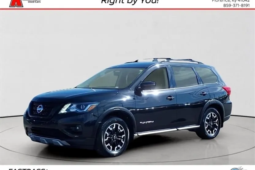 2020 Nissan Pathfinder SL photo 1