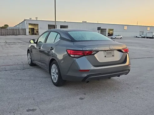 2024 Nissan Sentra S photo 4