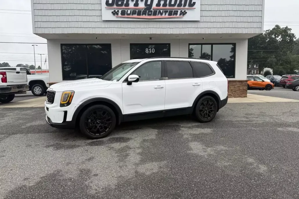 2022 Kia Telluride SX photo 1