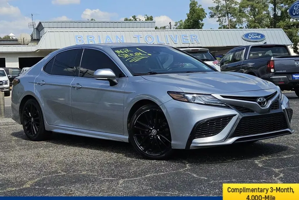 2023 Toyota Camry XSE photo 1