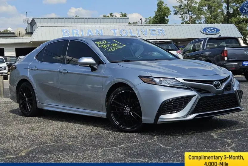 2023 Toyota Camry XSE photo 1