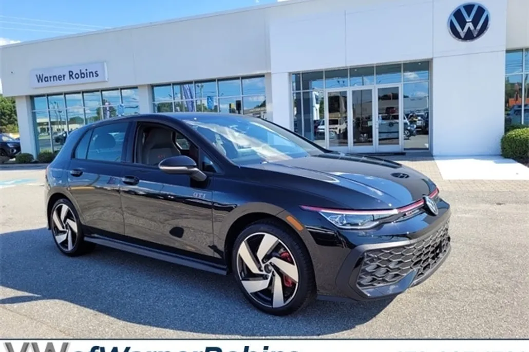 2025 Volkswagen Golf GTI S photo 1