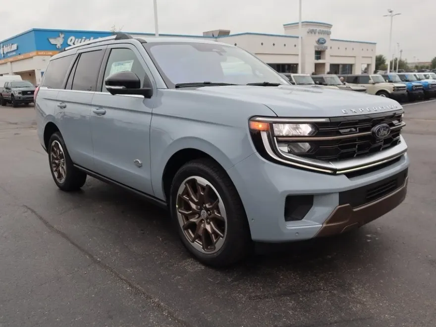 2025 Ford Expedition King Ranch photo 1