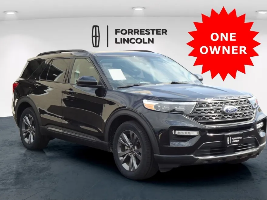 2022 Ford Explorer XLT photo 1
