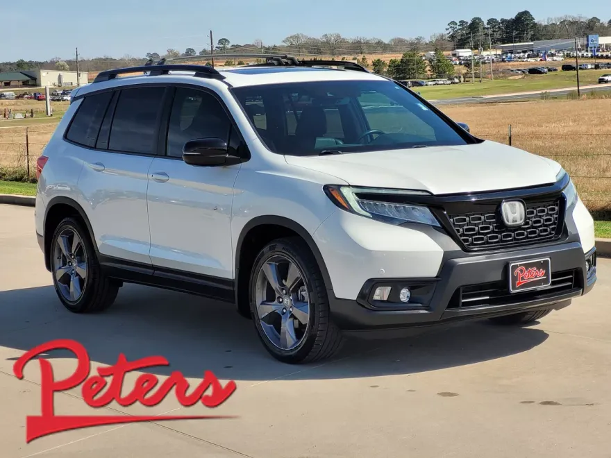 2020 Honda Passport Touring photo 1