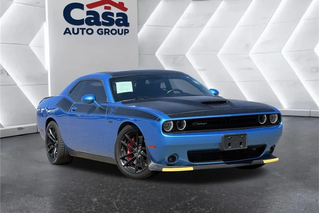 2019 Dodge Challenger R/T Scat Pack photo 1