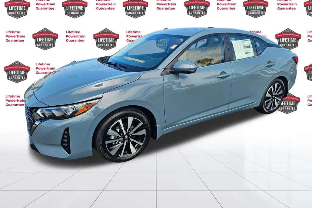 2025 Nissan Sentra SV photo 1