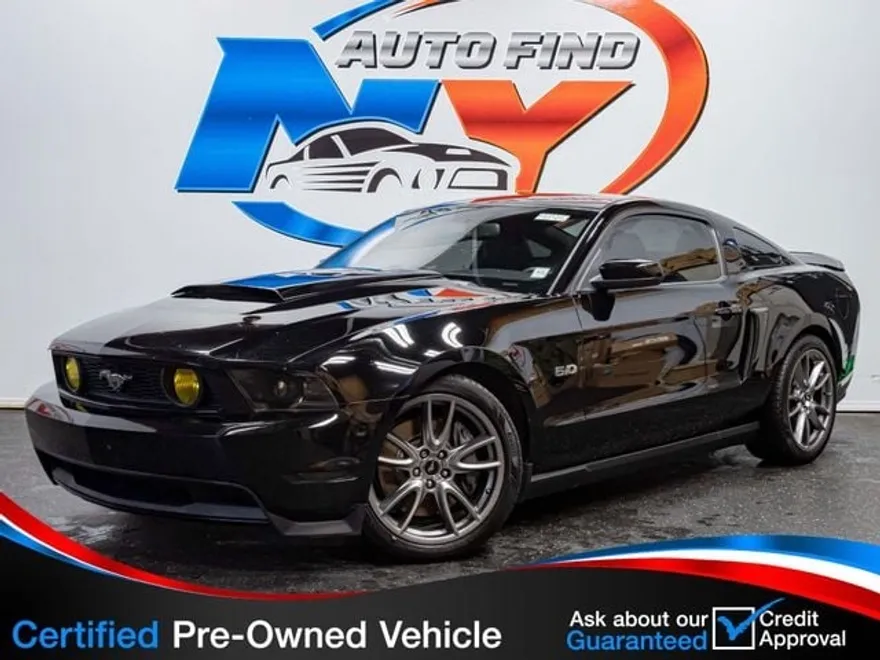 2012 Ford Mustang Premium GT photo 1