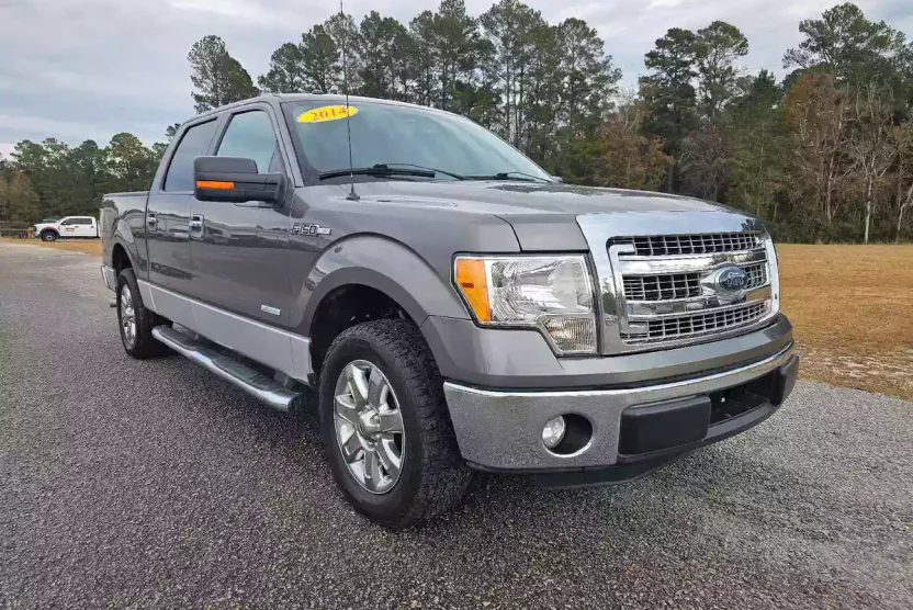 2014 Ford F-150 XLT photo 1