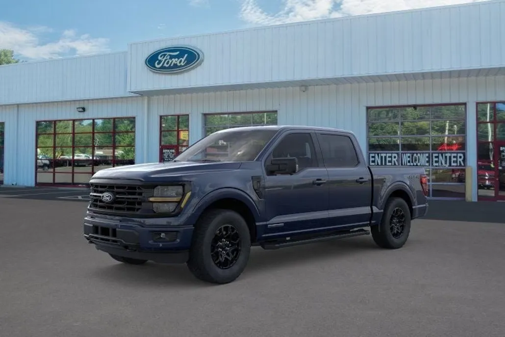 2025 Ford F-150 XLT photo 1