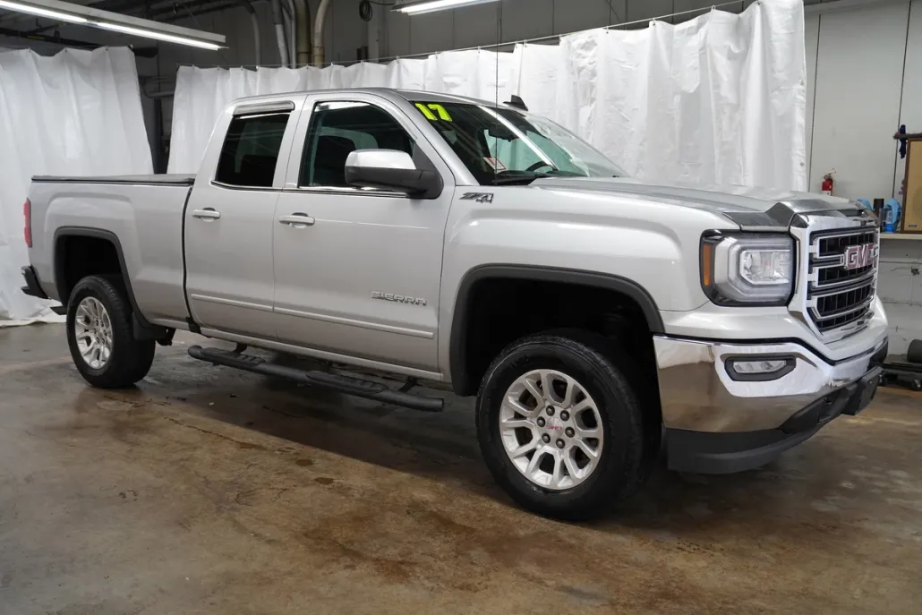 2017 Gmc Sierra 1500 SLE photo 1