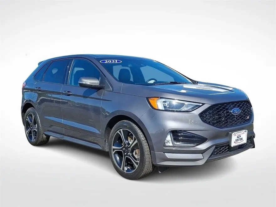 2021 Ford Edge ST photo 1