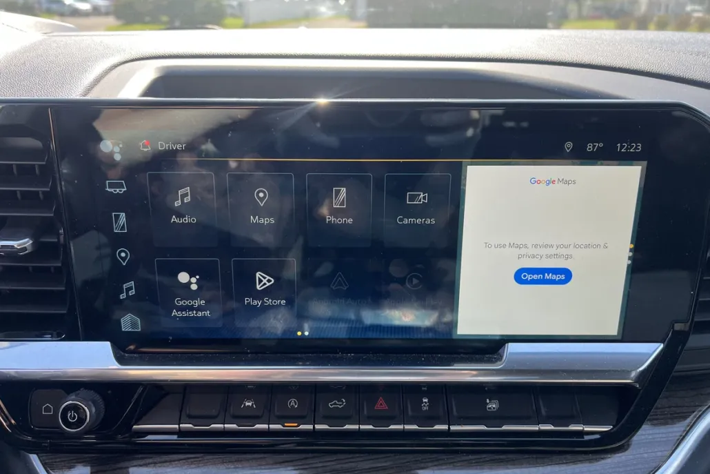 2022 Chevrolet Silverado 1500 LT photo 1