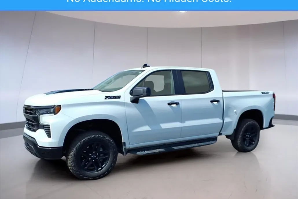 2024 Chevrolet Silverado 1500 LT Trail Boss photo 1