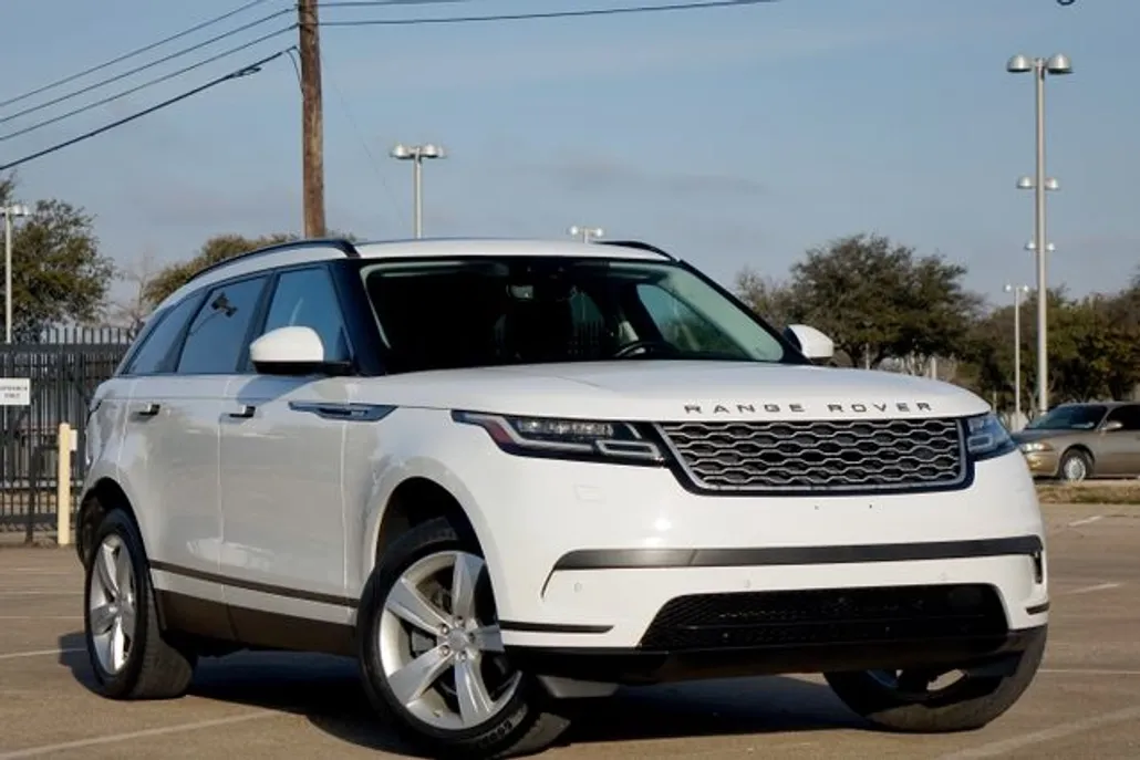 2019 Land Rover Range Rover Velar S photo 1