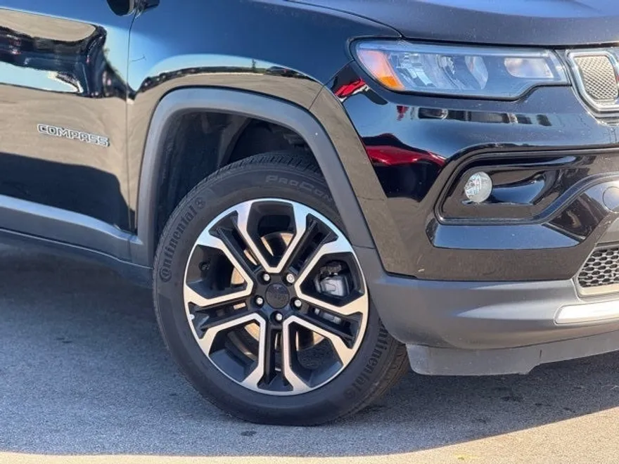 2022 Jeep Compass Limited photo 1