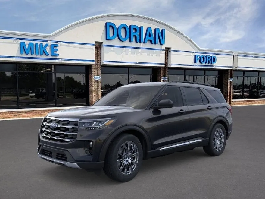 2025 Ford Explorer photo 1