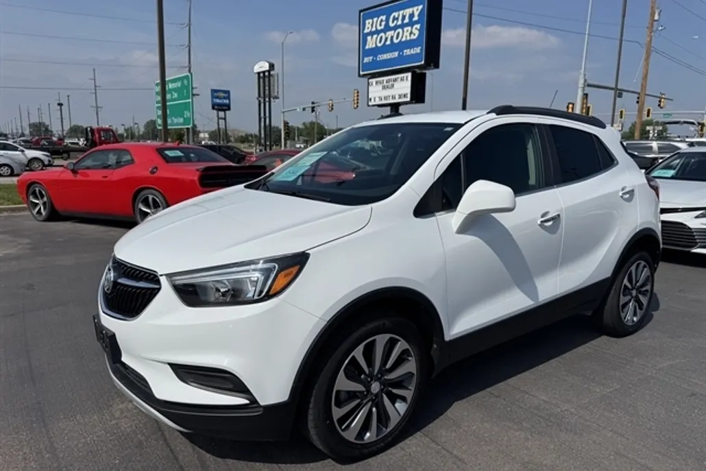 2022 Buick Encore Preferred photo 1
