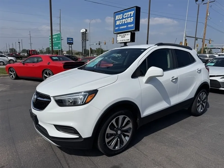 2022 Buick Encore Preferred photo 1