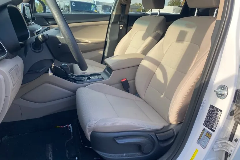 2019 Hyundai Tucson SE photo 1