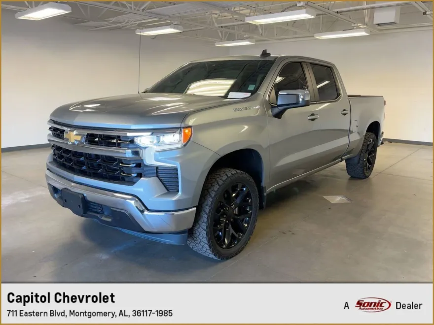 2023 Chevrolet Silverado 1500 LT photo 1