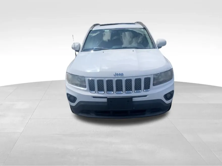 2014 Jeep Compass Latitude photo 1