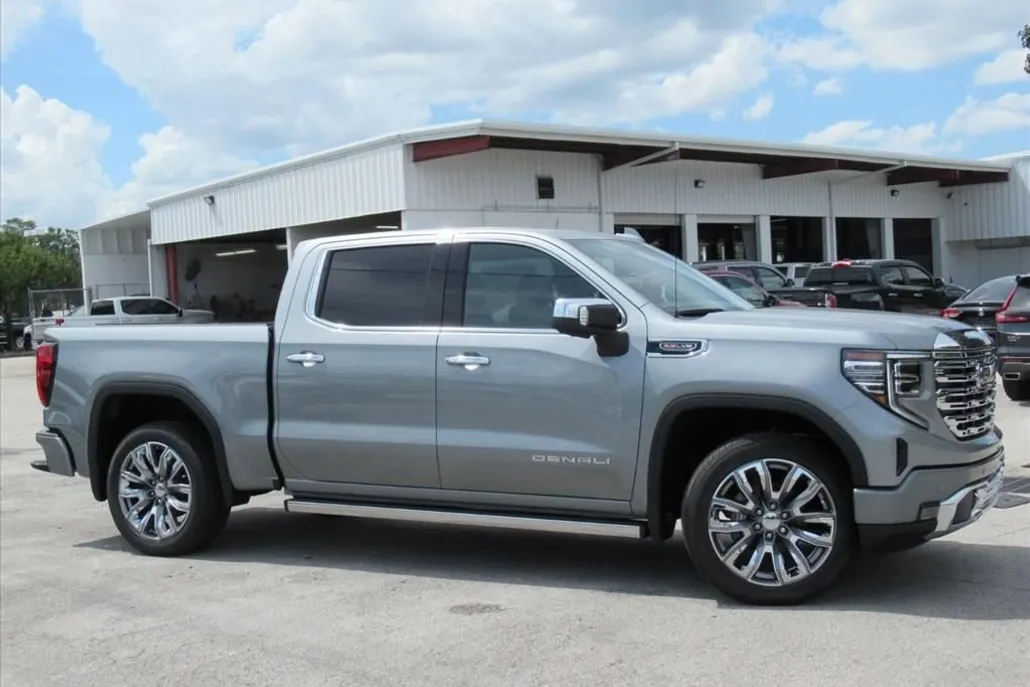 2026 Gmc Sierra 1500 Denali photo 1