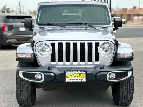 2020 Jeep Wrangler Unlimited Sahara photo 4