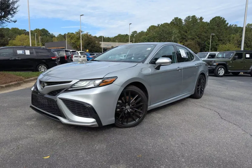 2023 Toyota Camry XSE photo 1