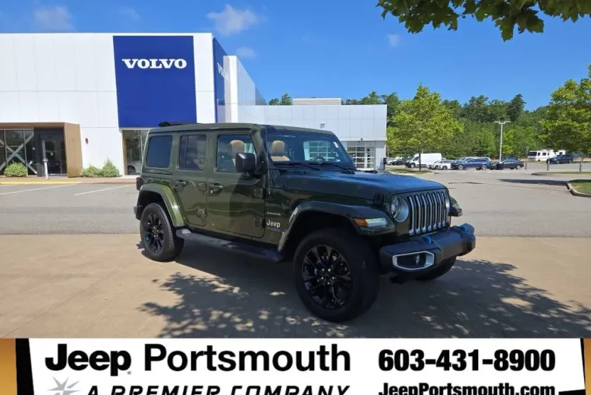2022 Jeep Wrangler Unlimited 4xe Sahara photo 1