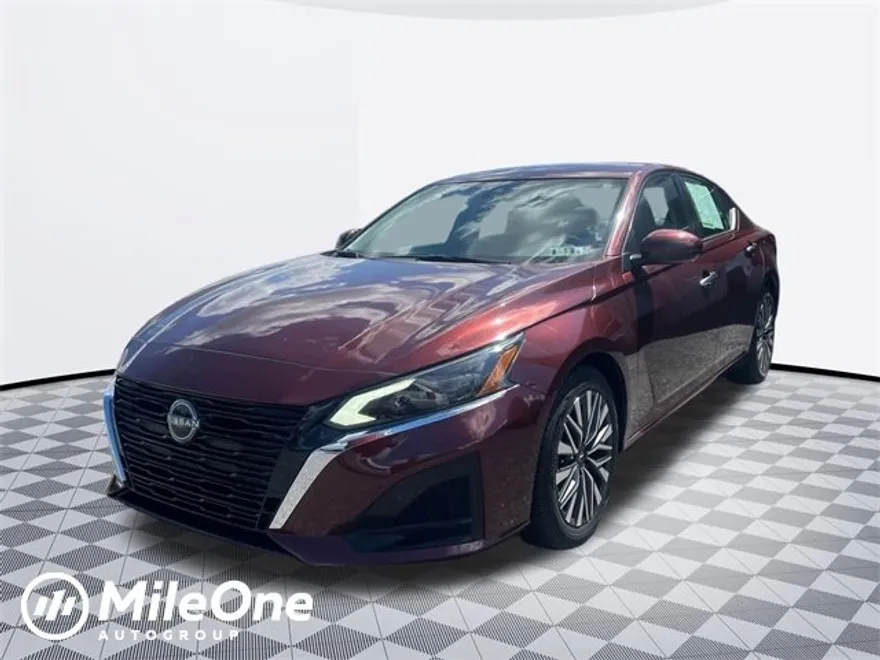 2023 Nissan Altima 2.5 SV photo 1