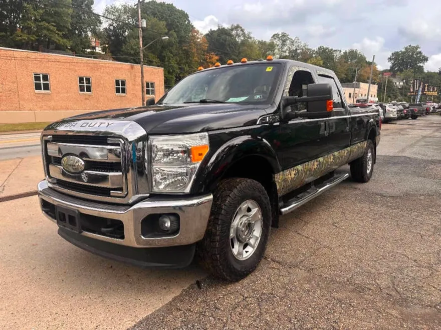 2015 Ford F-250 XLT photo 1