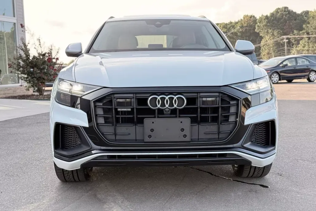 2020 Audi Q8 55 Premium Plus photo 1
