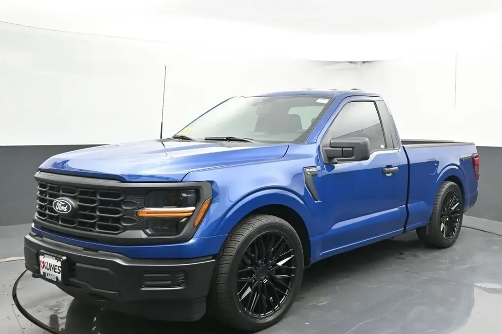 2025 Ford F-150 XL photo 1
